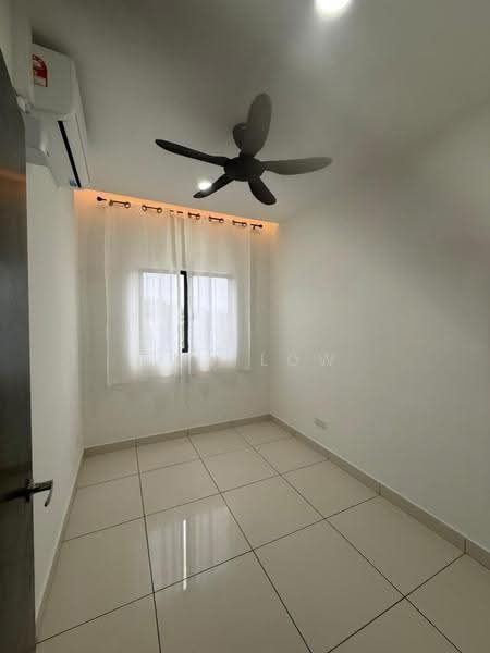 Kediaman Servis untuk Disewa di Traders Park - Amy Low - Bedroom - PropertyGuru.com.my