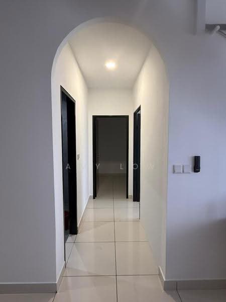 Kediaman Servis untuk Disewa di Traders Park - Amy Low - Corridor - PropertyGuru.com.my