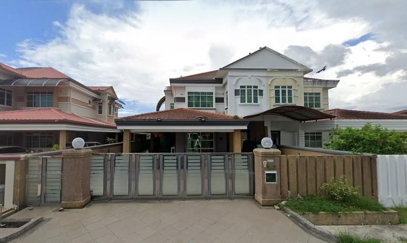 Semi-Detached House for Sale in Taman Kingfisher 3 & 4 (Kota Kinabalu) - A Chong - Exterior - PropertyGuru.com.my