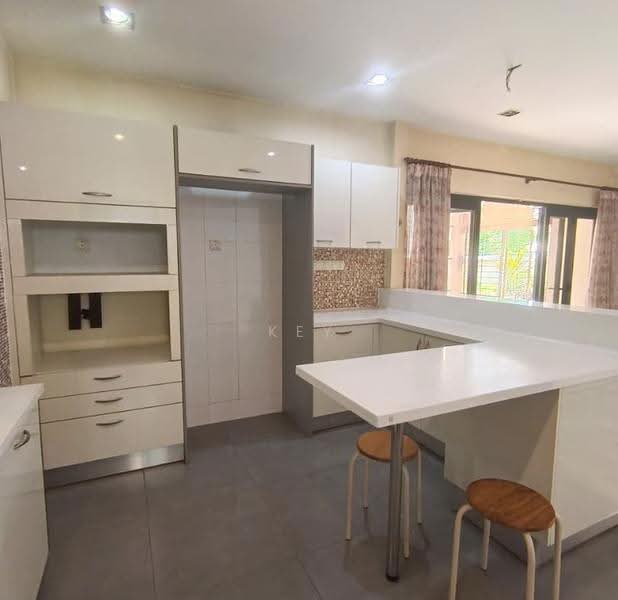 Bungalow House untuk Dijual di SS1 (Petaling Jaya) - Key Ling - Kitchen - PropertyGuru.com.my