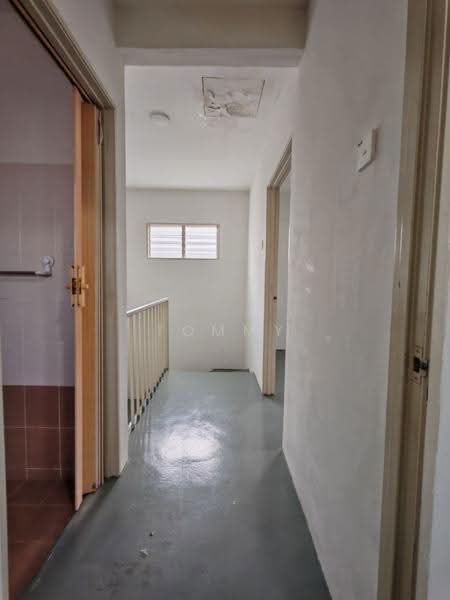 Rumah Teres untuk Dijual di Bandar Cassia (Batu Kawan) - Tommy Gan - Corridor - PropertyGuru.com.my