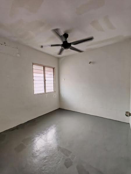 Rumah Teres untuk Dijual di Bandar Cassia (Batu Kawan) - Tommy Gan - Interior - PropertyGuru.com.my