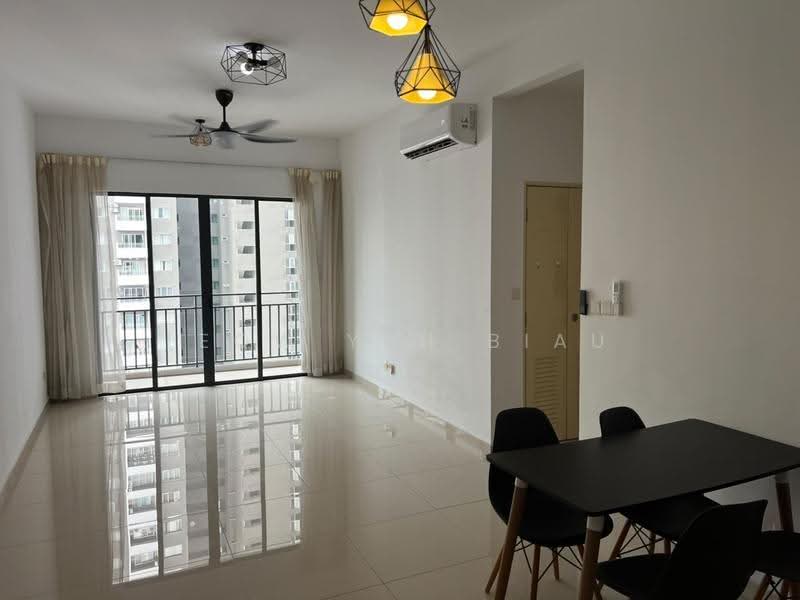 Kondominium untuk Disewa di The Hamilton - Leow Yuh Biau - Living Room - PropertyGuru.com.my