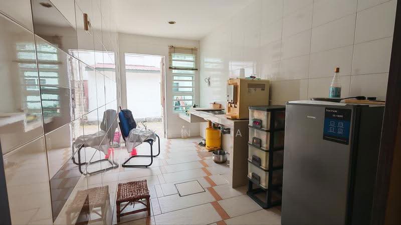 2-storey Terraced House for Sale in Taman Pelangi (Ipoh) - Ivan Tai - Kitchen - PropertyGuru.com.my