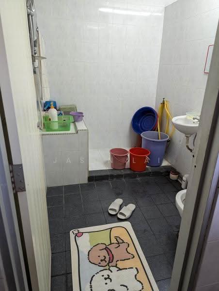 Terraced House for Sale in Taman Selayang Utama (Selayang) - Jason Lai - Bathroom - PropertyGuru.com.my