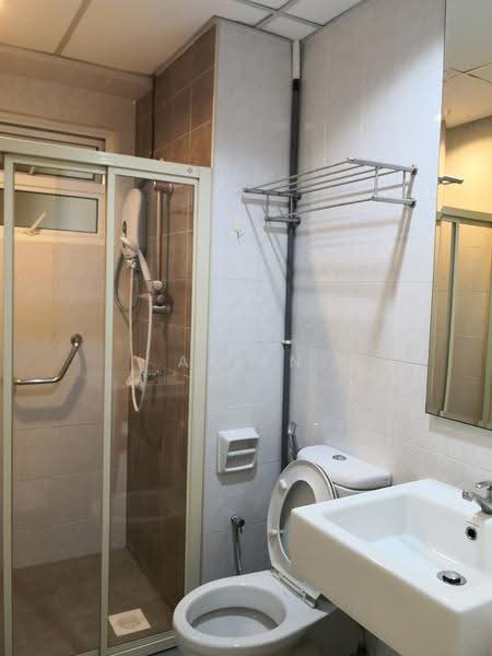 Kondominium untuk Disewa di Sterling - Allen Tan - Bathroom - PropertyGuru.com.my