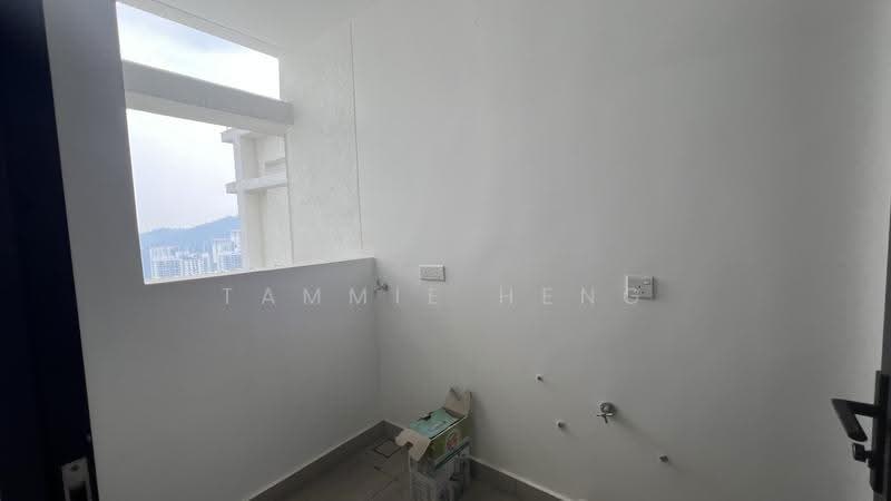 Kediaman Servis untuk Disewa di Park Regent @Desa Park City - Tammie Heng - Balcony - PropertyGuru.com.my
