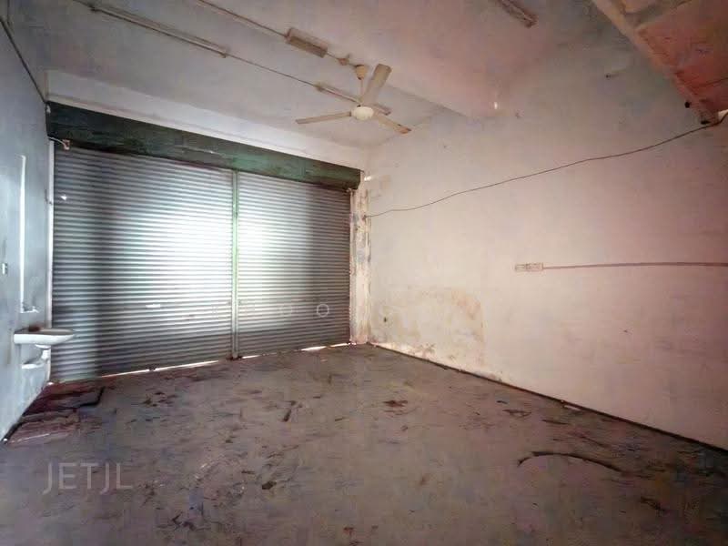 Shop for Rent in Teluk Gadong (Klang) - KHOO GEOK SHIM - Interior - PropertyGuru.com.my