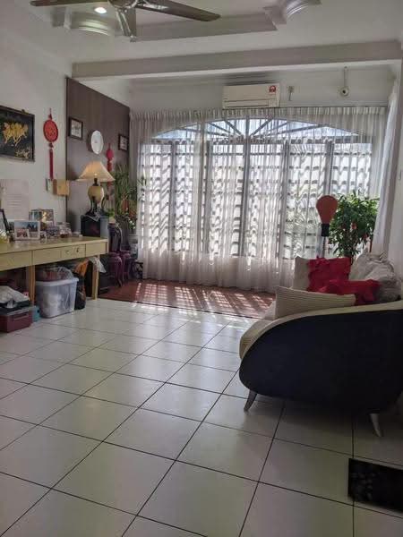 2.5-storey Terraced House for Sale in Ipoh (Perak) - Ck Nyau - Living Room - PropertyGuru.com.my