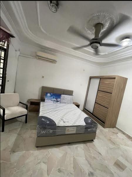2-storey Terraced House for Rent in Taman Skudai Baru (Skudai) - Robbie Tan - Bedroom - PropertyGuru.com.my