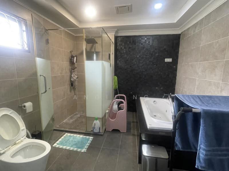 2-storey Terraced House for Sale in Putra Heights (Subang Jaya) - Angie Ng - Bathroom - PropertyGuru.com.my