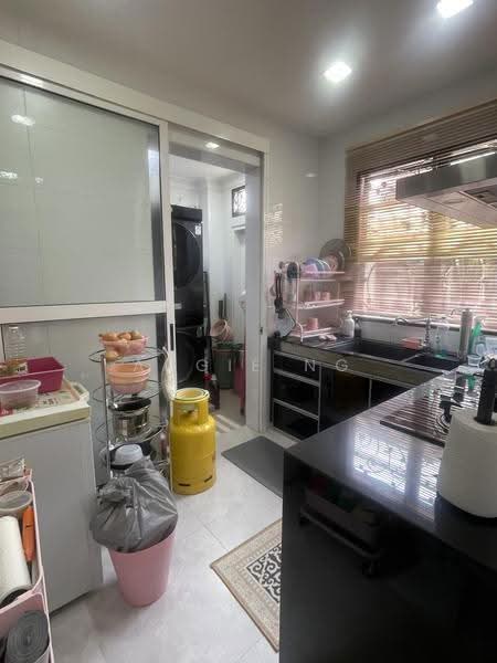 2-storey Terraced House for Sale in Putra Heights (Subang Jaya) - Angie Ng - Kitchen - PropertyGuru.com.my