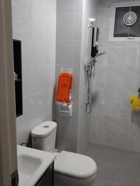 Kondominium untuk Dijual di i-Santorini - Kelvin Lim - Bathroom - PropertyGuru.com.my