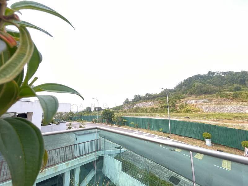 Rumah Berkembar untuk Dijual di Kingsley hill (Subang Jaya) - Angie Ng - PropertyGuru.com.my