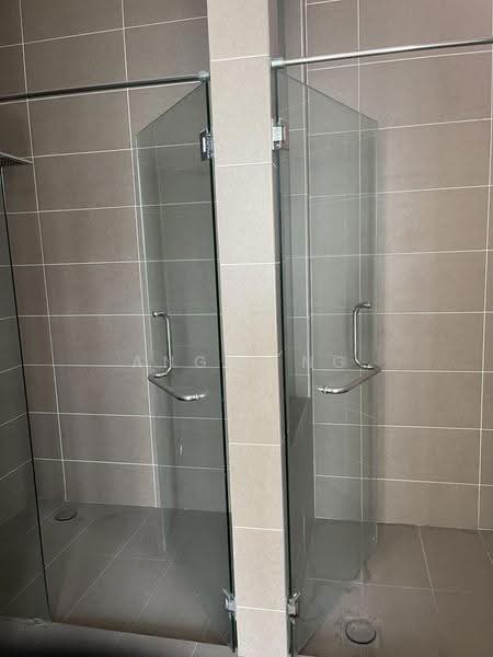 Rumah Berkembar untuk Dijual di Kingsley hill (Subang Jaya) - Angie Ng - PropertyGuru.com.my