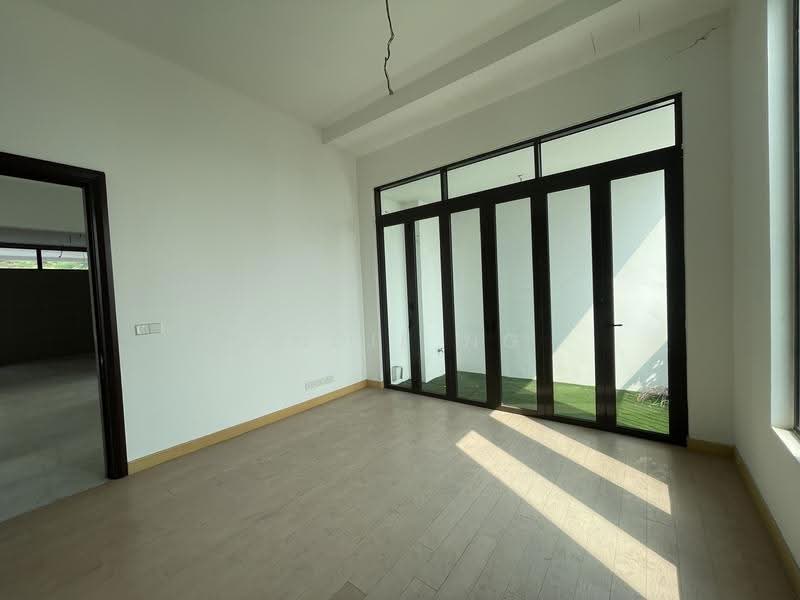 Rumah Berkembar untuk Dijual di Kingsley hill (Subang Jaya) - Angie Ng - PropertyGuru.com.my