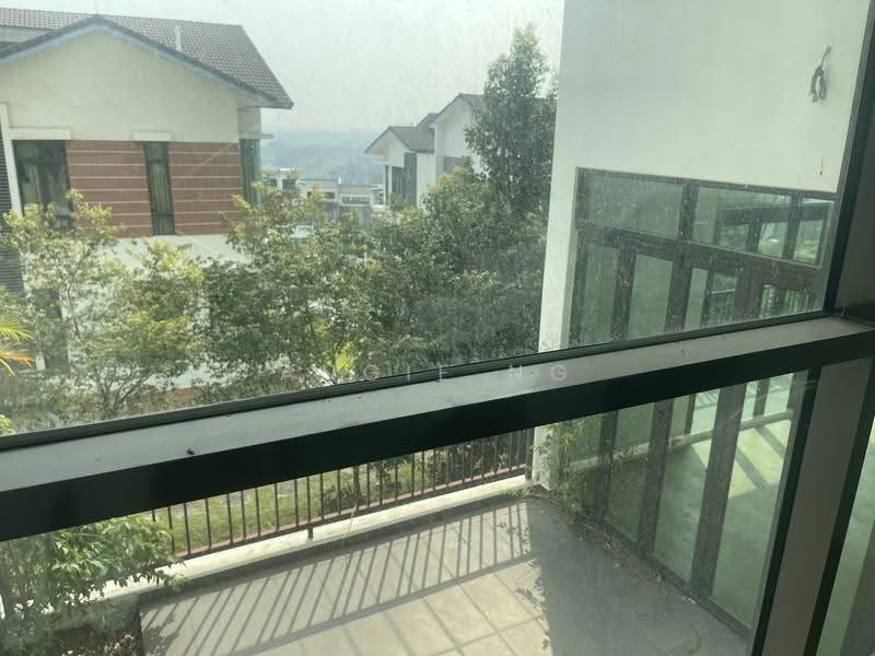 Rumah Berkembar untuk Dijual di Kingsley hill (Subang Jaya) - Angie Ng - PropertyGuru.com.my