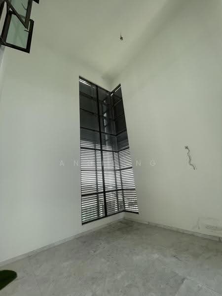 Rumah Berkembar untuk Dijual di Kingsley hill (Subang Jaya) - Angie Ng - PropertyGuru.com.my