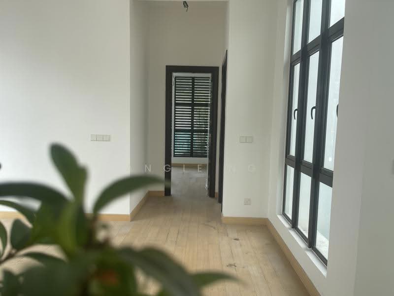 Rumah Berkembar untuk Dijual di Kingsley hill (Subang Jaya) - Angie Ng - PropertyGuru.com.my