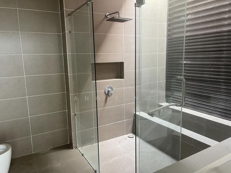 Rumah Berkembar untuk Dijual di Kingsley hill (Subang Jaya) - Angie Ng - PropertyGuru.com.my