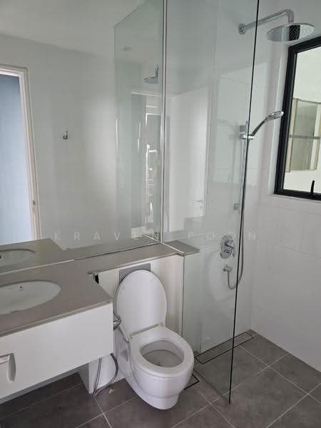 Kediaman Servis untuk Disewa di Senada Residence @ KLGCC Resort - Kraven Poon - Bathroom - PropertyGuru.com.my