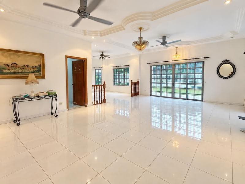 Bungalow House untuk Dijual di Taman Subang Ss3 (Petaling Jaya) - Chloe Yan - Living Room - PropertyGuru.com.my