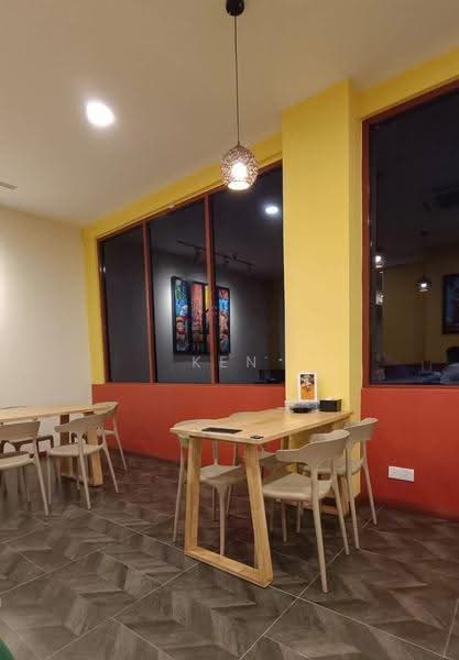Shop for Rent in Taman Equine (Seri Kembangan) - Ken Lai - Dining Room - PropertyGuru.com.my