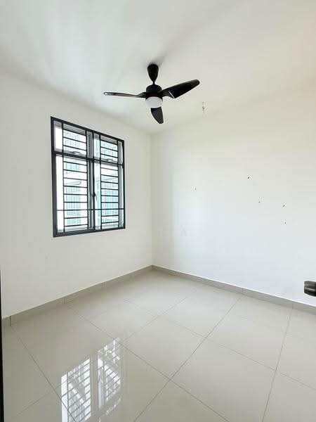 Service Residence for Sale at D'Ambience Residences (Pangsapuri Ikatan Flora) - Anna Woon - Interior - PropertyGuru.com.my