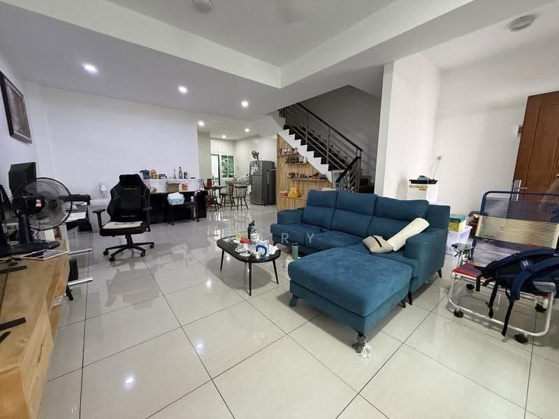 Rumah Teres 2-Tingkat untuk Dijual di Taman Lapangan Hartamas (Ipoh) - Gary Tang - Living Room - PropertyGuru.com.my
