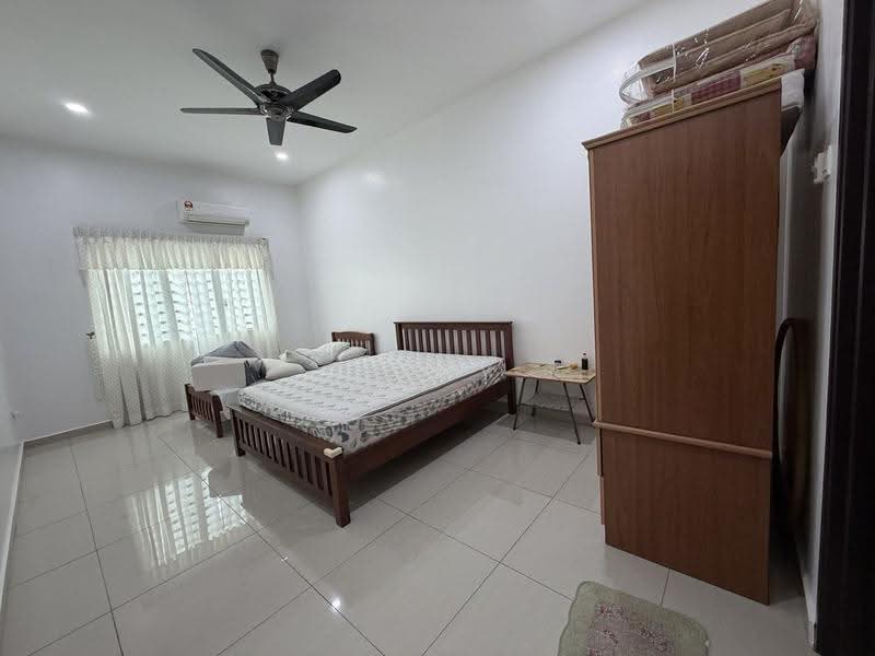 Rumah Teres 2-Tingkat untuk Dijual di Taman Lapangan Hartamas (Ipoh) - Gary Tang - Bedroom - PropertyGuru.com.my