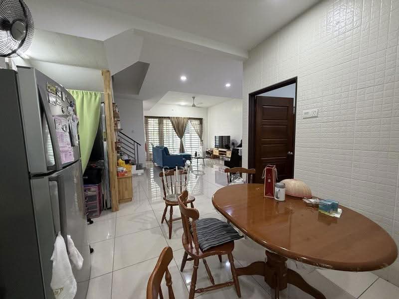 Rumah Teres 2-Tingkat untuk Dijual di Taman Lapangan Hartamas (Ipoh) - Gary Tang - Kitchen - PropertyGuru.com.my