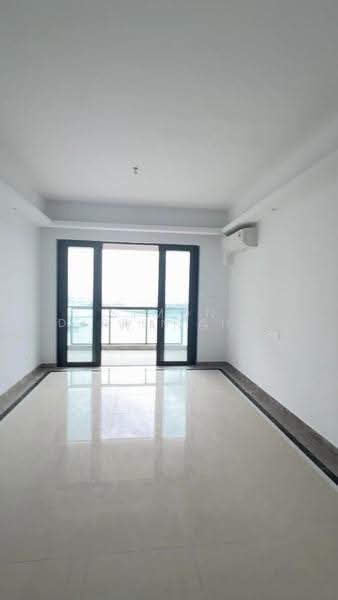 Service Residence for Sale at R&F Princess Cove Phase 1 - Simon Wang - Balcony - PropertyGuru.com.my