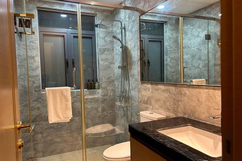 Service Residence for Sale at R&F Princess Cove Phase 1 - Simon Wang - Bathroom - PropertyGuru.com.my