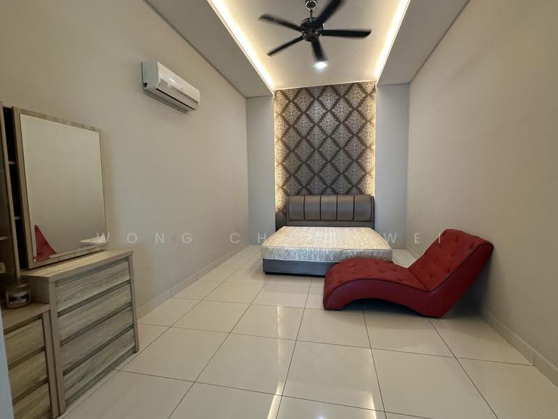 Kediaman Servis untuk Dijual di Sky Loft Premium Suites - Wong Chuan Wei - Bedroom - PropertyGuru.com.my