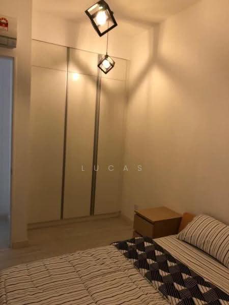 Kediaman Servis untuk Dijual di Setia Sky 88 - Lucas Wong - Bedroom - PropertyGuru.com.my