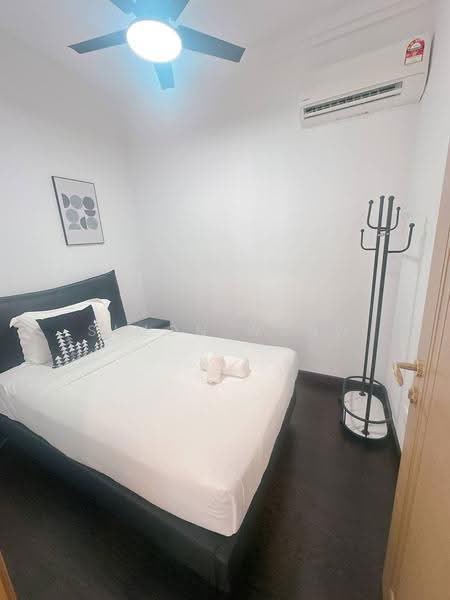 Condominium for Sale at R&F Princess Cove Phase 2-Seine Region - Simon Wang - Bedroom - PropertyGuru.com.my