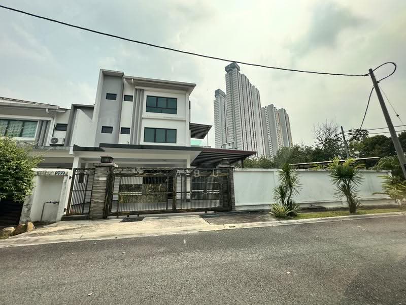 Rumah Teres 2-Tingkat untuk Dijual di Bandar Baru Nilai (Nilai) - Abu Mansur - Exterior - PropertyGuru.com.my