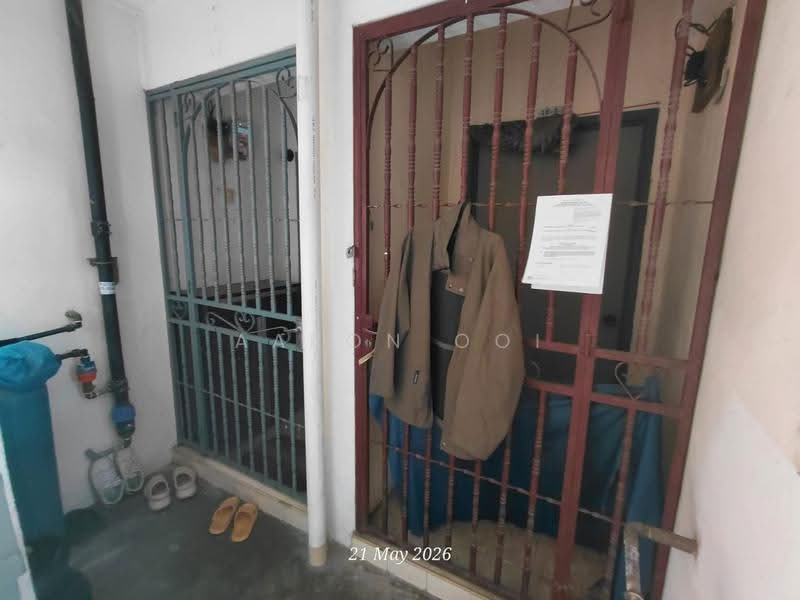 Rumah Flat untuk Dijual di Jambul - Aaron Ooi - Entrance - PropertyGuru.com.my