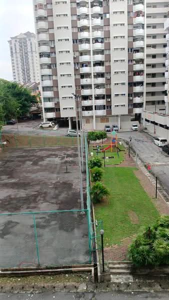 Condominium for Sale at Meadow Park 2 - Arran Sathananthar - Exterior - PropertyGuru.com.my