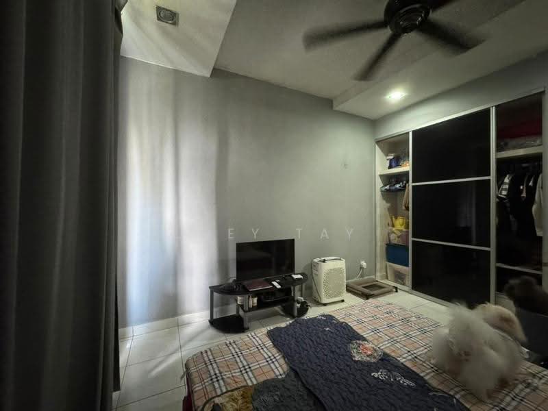 Apartment for Sale at Bayu Puteri 3 - Joey Tay - Bedroom - PropertyGuru.com.my