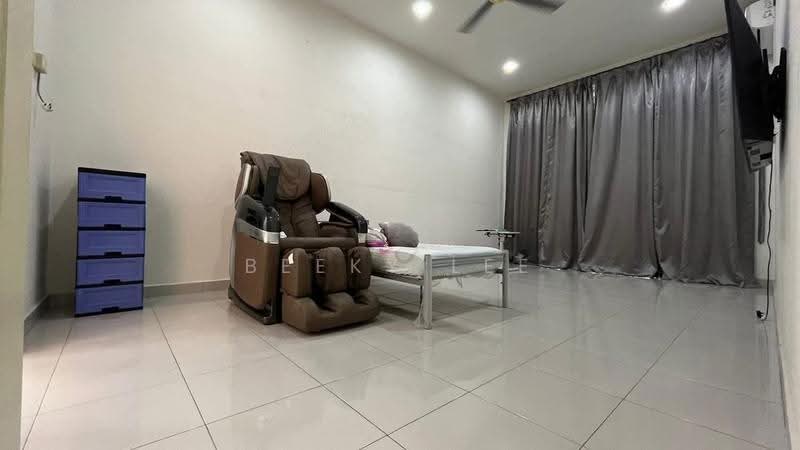 2-storey Terraced House for Sale in Taman Simpang Bersatu (Simpang) - Beeky Lee - Living Room - PropertyGuru.com.my