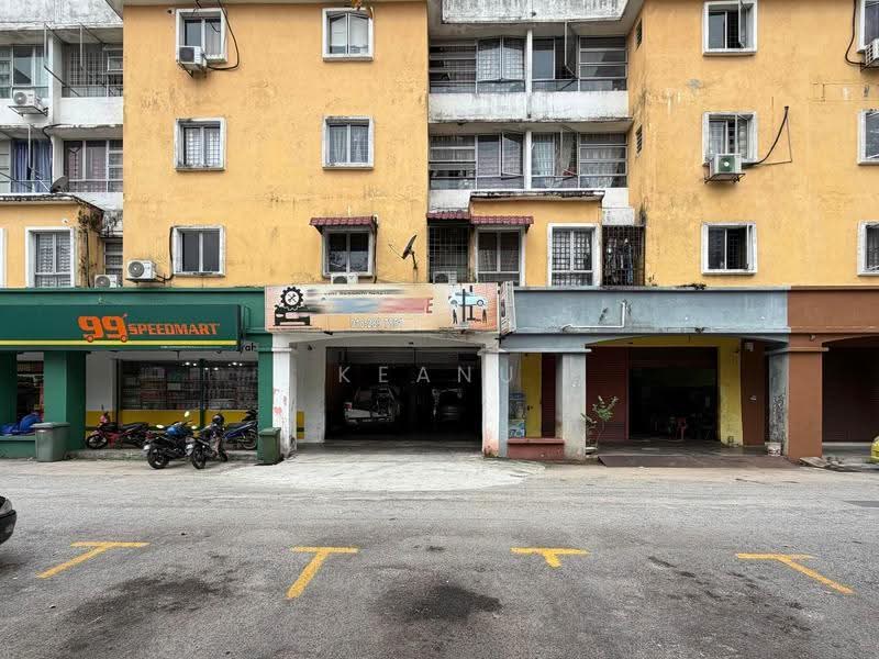 Shop for Sale in Taman Kelana Idaman (Ara Damansara) - Keanu Tan - Exterior - PropertyGuru.com.my