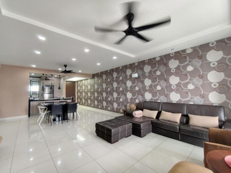 Kondominium untuk Dijual di Papillon Desahill Condominium - Adeline Teh - Living Room - PropertyGuru.com.my