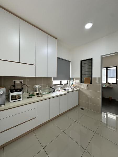 Rumah Berkembar untuk Dijual di Setia Utama (Setia Alam) - Jess Tee - Kitchen - PropertyGuru.com.my