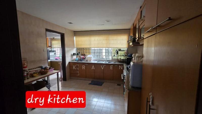 Semi-Detached House for Rent in Taman Tun Dr Ismail (Kuala Lumpur) - Kraven Poon - Kitchen - PropertyGuru.com.my