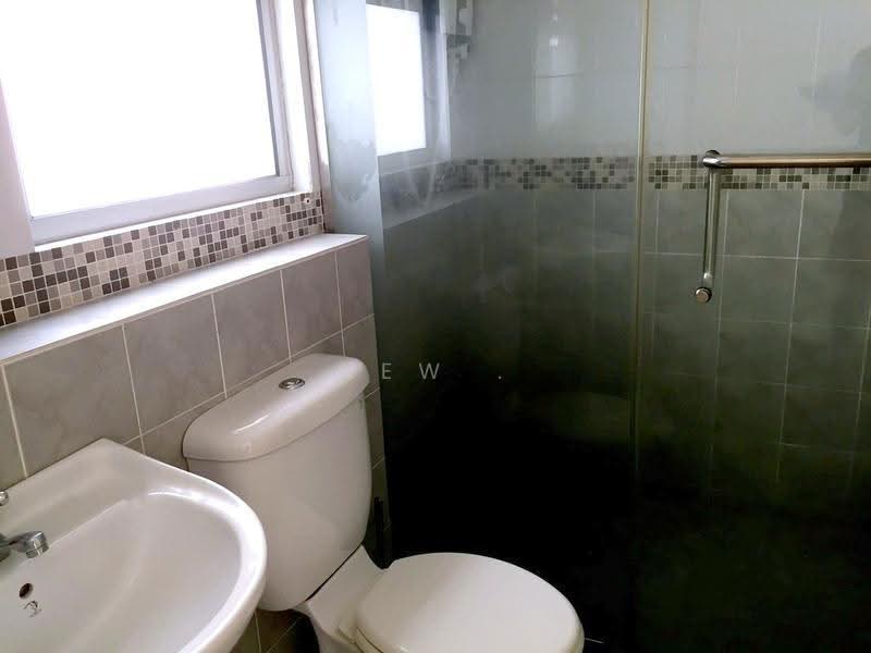 Kondominium untuk Disewa di Seri Maya Condominium - Kew . - Bathroom - PropertyGuru.com.my