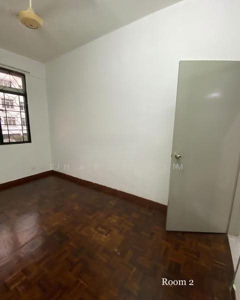 Apartment for Sale at Subang Perdana Goodyear Court 10 - Sharon Lim - Bedroom - PropertyGuru.com.my
