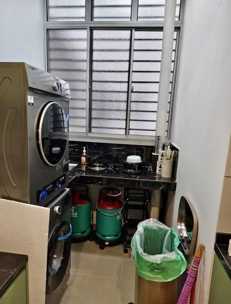 Pangsapuri untuk Disewa di Residensi Brickfields - Peter Tan - Kitchen - PropertyGuru.com.my