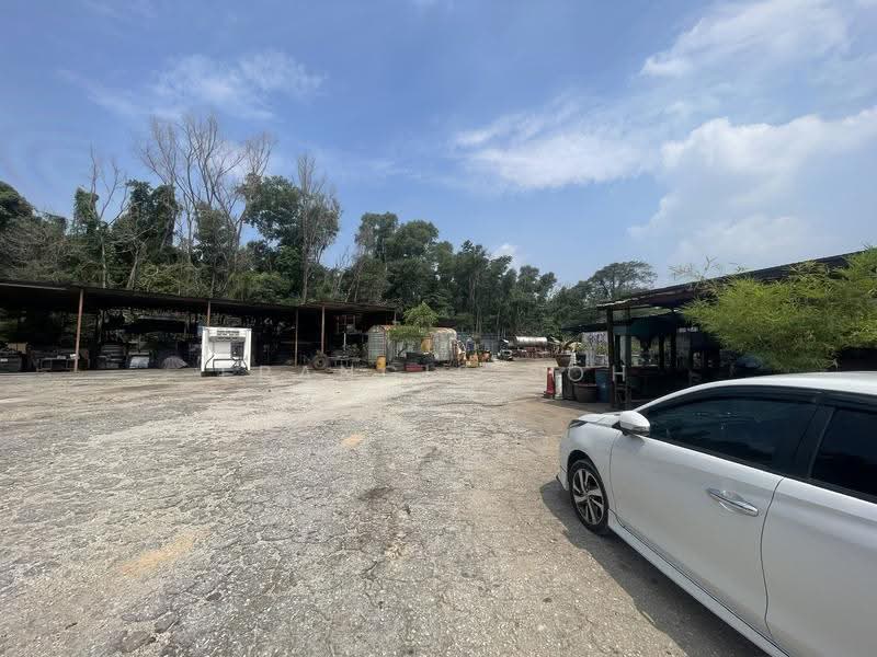 Commercial Land for Rent in Taman Bukit Rawang Jaya (Rawang) - Francis Soh - Exterior - PropertyGuru.com.my