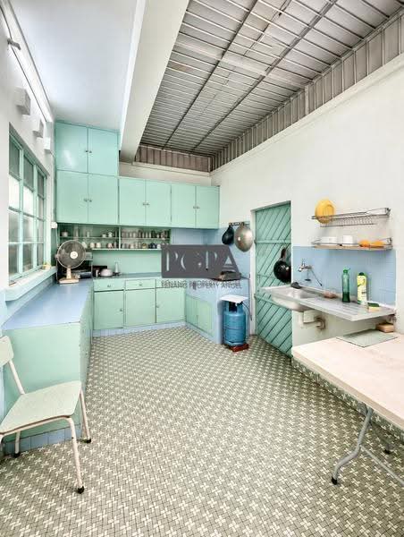 Shop for Sale in Gurney Drive (Penang) - Pei Hong - Kitchen - PropertyGuru.com.my